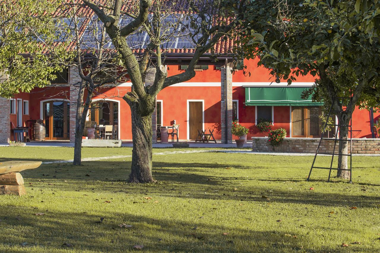 Ca' Ciaran Bed & Breakfast Chiarano Екстериор снимка