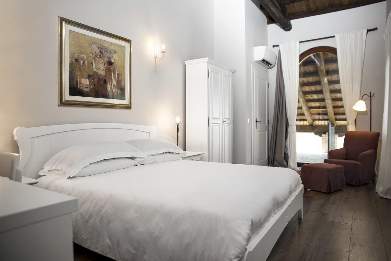 Ca' Ciaran Bed & Breakfast Chiarano Екстериор снимка